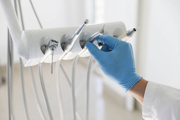 Professional Emergency Dentist technician working in Clayton, CA